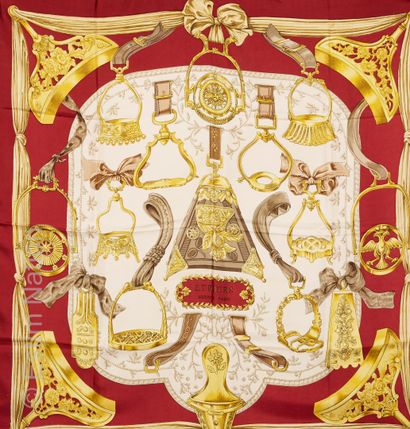 Hermès Vintage
SQUARE in printed silk twill...