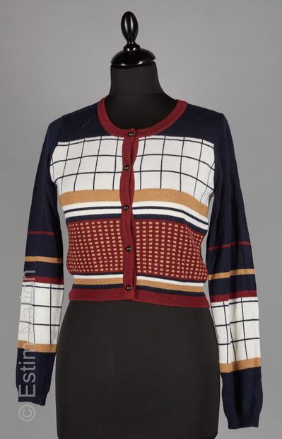 PIMKIE, RODIER, ZARA, UNIQLO
Striped knitted...