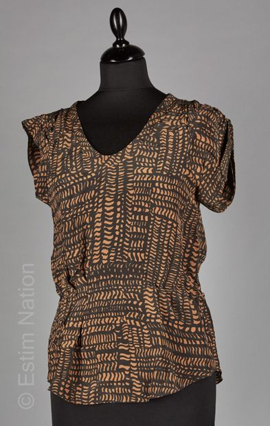 BASH, APRIL, MAY
Classic black polyester...