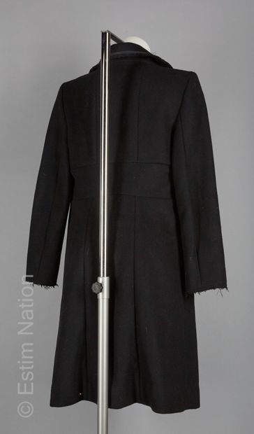 Christian LACROIX
Black wool coat with velvet...