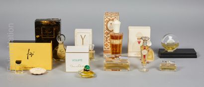 PARFUMS
Set of perfume bottles including...