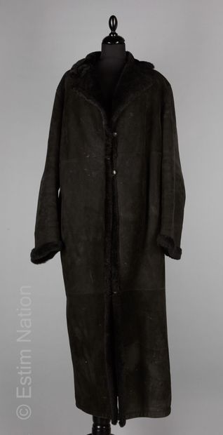 GIORGIO VINTAGE
Black lambskin dust jacket,...