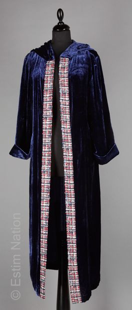 BY SASHA
BLUE velvet panne and tweed braid...