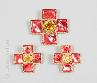 Yves Saint LAURENT

HALF SET comprising a...