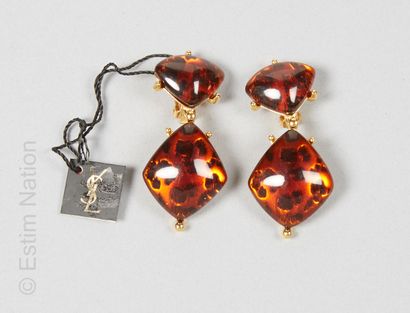 Yves Saint LAURENT
PAIR OF EAR PENDANTS in...