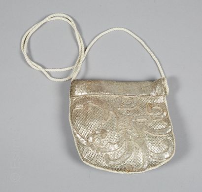 ANONYME TRAVAIL ART NOUVEAU
Silver plated...
