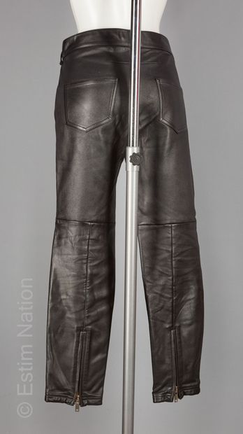 GIVENCHY PAR RICCARDO TISCI (COLLECTION AUTOMNE-HIVER...
