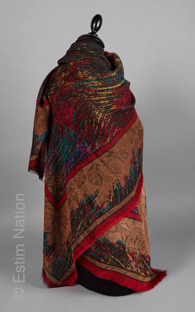 KENZO, ANOYME
CHALE in fringed wool with...