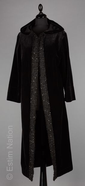 BY SASHA
Black velvet panne and fancy tweed...