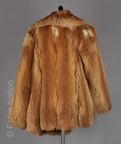 LAVERRE
3/4 coat in red European fox, two...