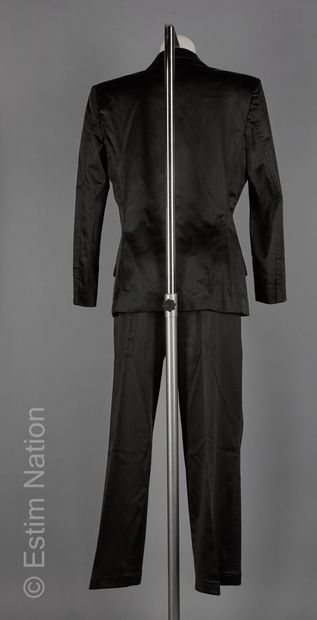 D&G DOLCE & GABBANA
Evening suit in black...