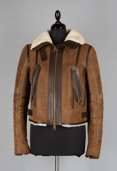 BURBERRY BRIT
BLOUSON aviateur in lambskin...