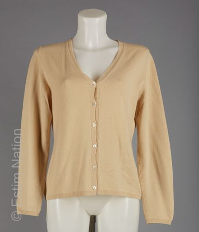 MALO, WEEK END MAX MARA , SANDRO
CARDIGAN...
