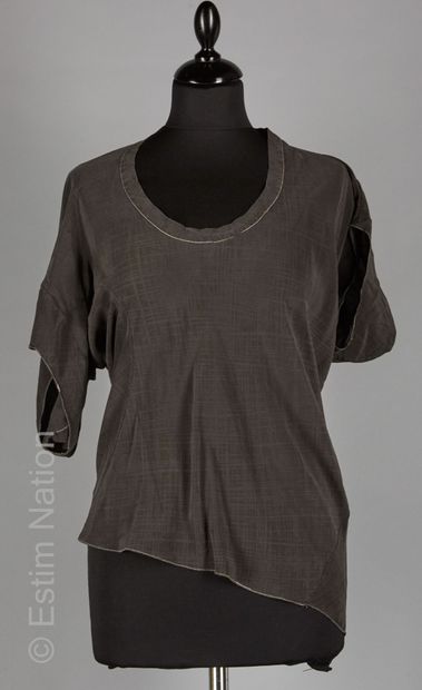 MARNI, SPORTMAX
TUNIC in tricoloured cotton...