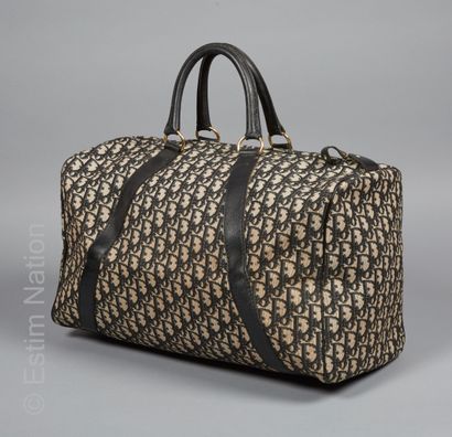 Christian DIOR circa 1970
48H TRAVEL BAG...