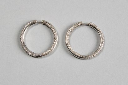 PAIRE DE CREOLES
Pair of 925 silver hoop...