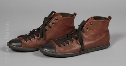 PRADA
PAIR OF SNEAKERS in chocolate and black...