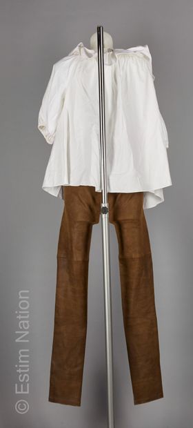 STELLA MCCARTNEY, MES DEMOISELLES
Romantic...