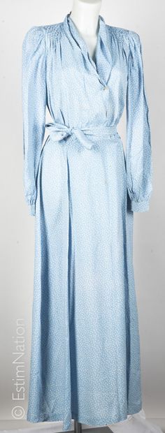 ANONYME Vintage 
LONG DRESS in white printed...