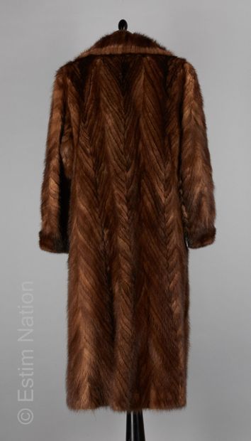 ANONYME Vintage 
9/10ths mink coat with herringbone...
