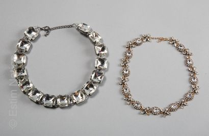 COLLIER STRASS
Necklace made of metal with...