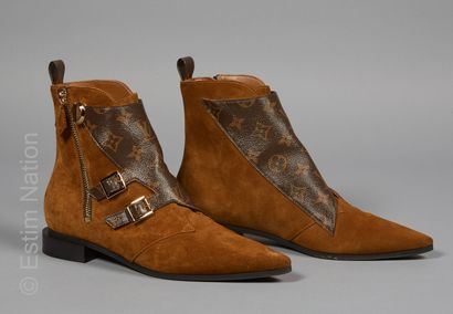 LOUIS VUITTON
Pair of suede and canvas Monogram...