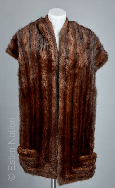ANONYME Vintage 
DEUX ETOLES en vison dont...