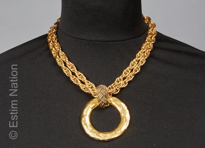 CHANEL circa 1980/85
COLLIER composé de deux...