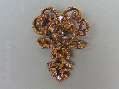Christian LACROIX
BROCHE en métal ornée de...