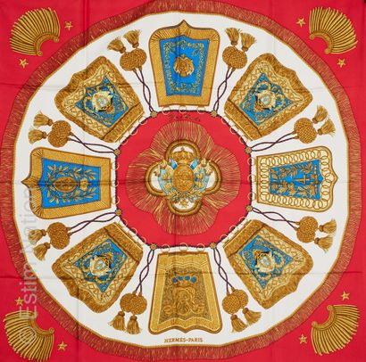 HERMES Paris
CARRE en twill de soie imprimée...