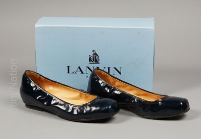 LANVIN par Alber Elbaz (Hiver 2007)
PAIRE...