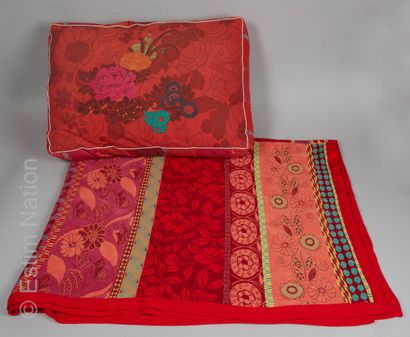 KENZO MAISON
ENSEMBLE rouge façonné et imprimé...