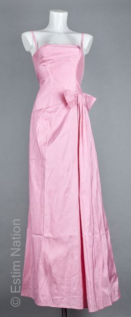 MICKAEL KORS, TARA JARMON
ROBE en laine et...