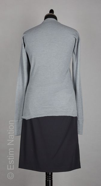 LOUIS VUITTON, MAX MARA
PULL OVER en cachemire...
