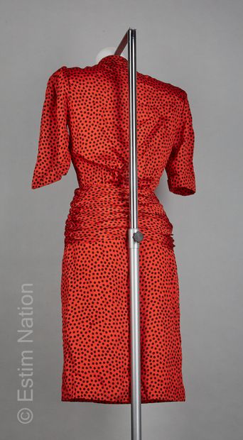 Jean Louis SCHERRER Boutique
ROBE en soie...