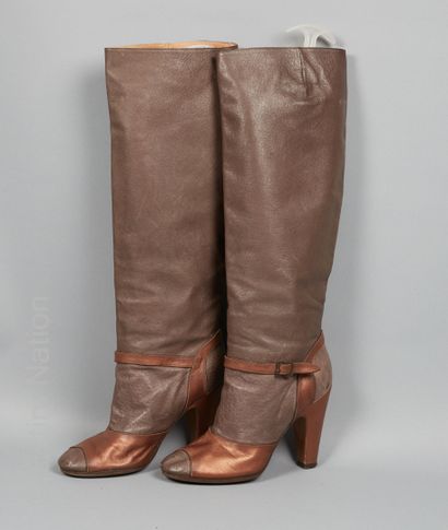 MAISON MARTIN MARIGELA LIGNE 22 HIVER 2007
PAIRE...