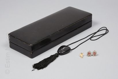 CHRISTIAN LACROIX, YVES SAINT LAURENT COSMETIQUES
PAIRE...