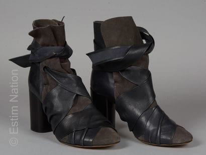 Isabel MARANT
PAIRE DE CHAUSSURES à talons...