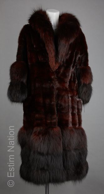 ANONYME Vintage 
MANTEAU en vison et renard...
