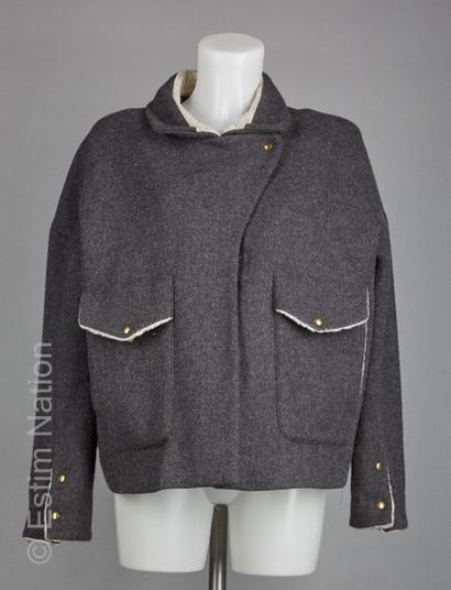 BASH
VESTE en lainage gris revers du col...