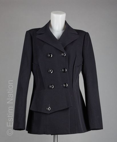 Yohji YAMAMOTO
VESTE d'inspiration blazer...