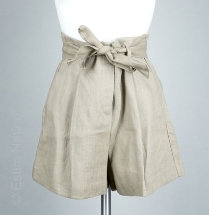 GIVENCHY PAR RICCARDO TISCI (COLLECTION PRINTEMPS-ÉTÉ...