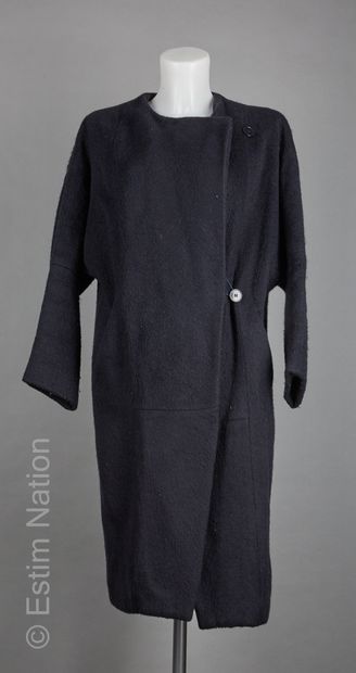 MAJE
MANTEAU en mohair mélangé encre, parementures...