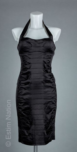 DINA BAREL
ROBE DU SOIR à bretelles en satin...