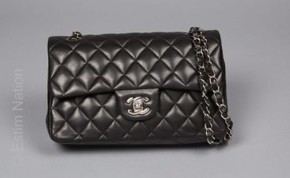 CHANEL 2009/2010
SAC 