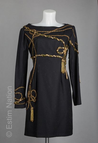 LOUIS FERAUD COUTURE VINTAGE
ROBE en laine...