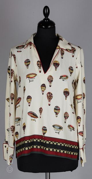 ZARA
BLOUSE en crêpe polyester imprimé de...