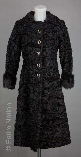ANONYME Vintage 
MANTEAU en breitschwanz...