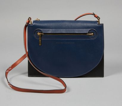 Victoria BECKHAM
POCHETTE à trois soufflets...