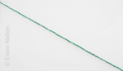 COLLIER EMERAUDES
Necklace made of small...